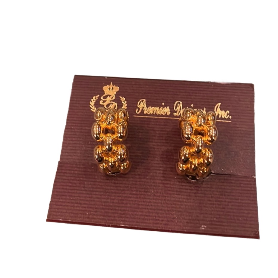 Premier Designs Gold Clip Earrings 8$